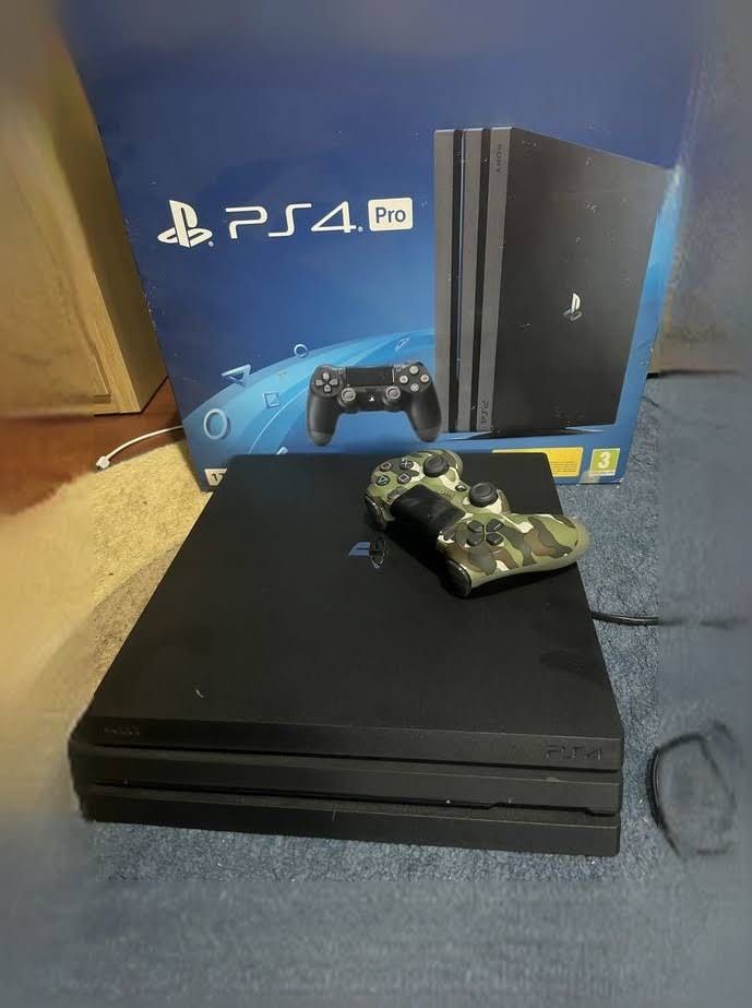 Ps4 pro shop box