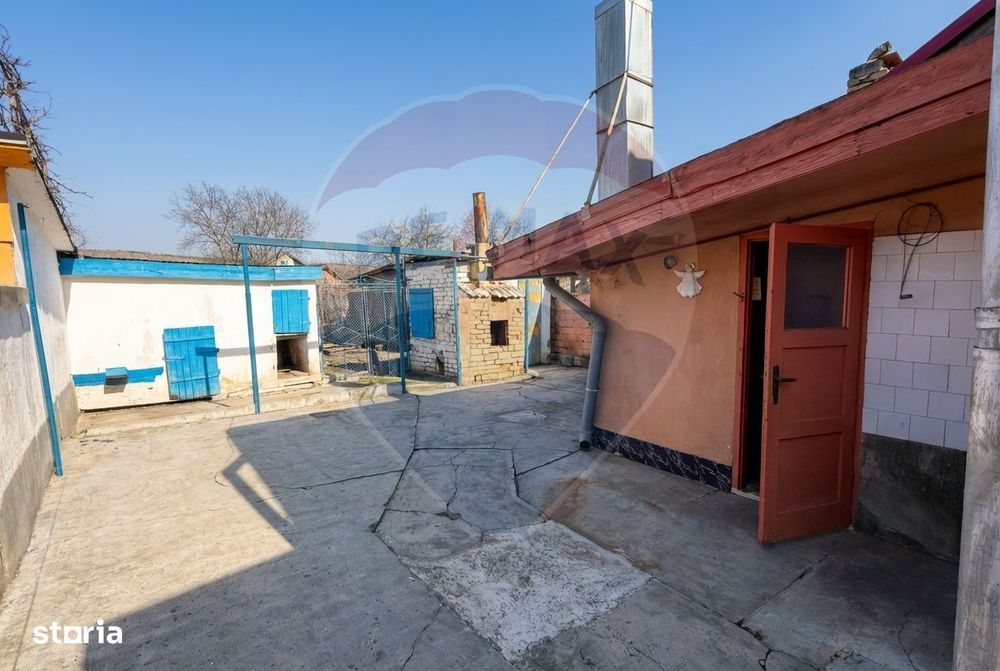 Casă cu 3 camere de vânzare pe str. Fabricii