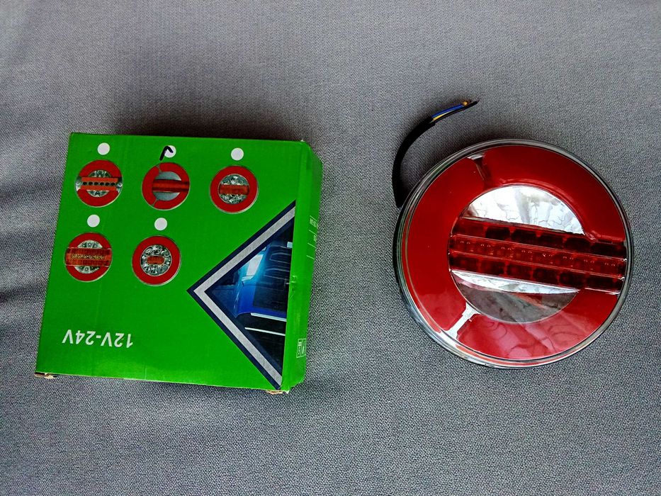 Кръгли лед стопове за ремарке