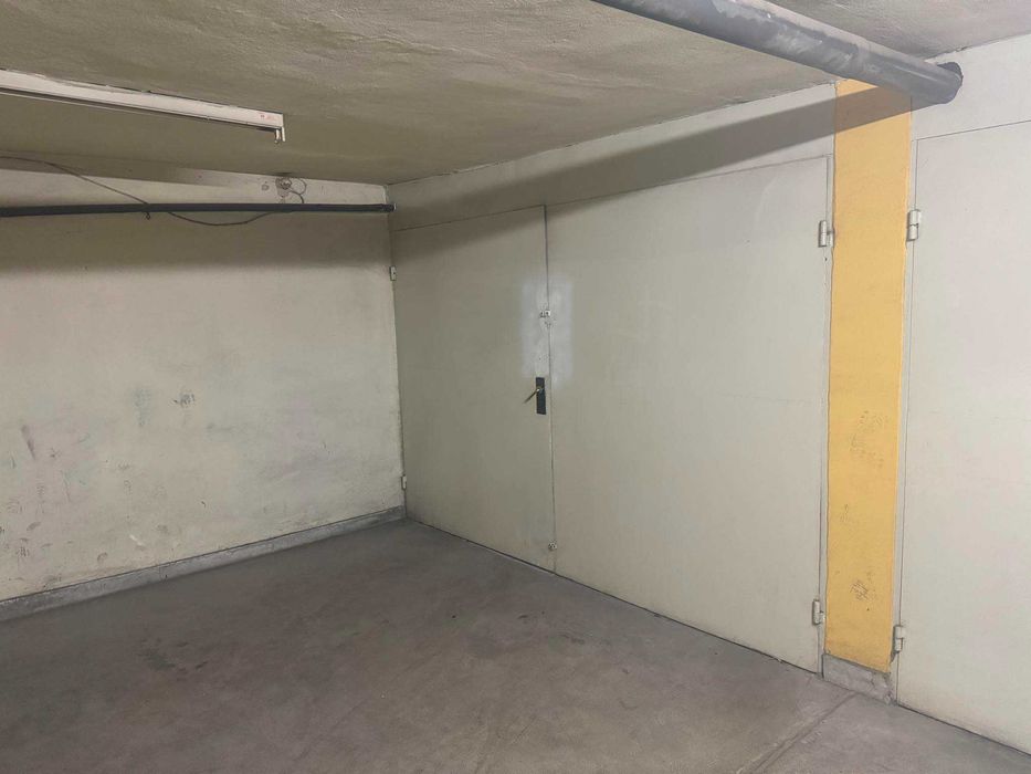 Дава се под наем Гараж / Паркомясто в Варна, Младост 1 - 20 кв.м за 102 € - Снимка #2