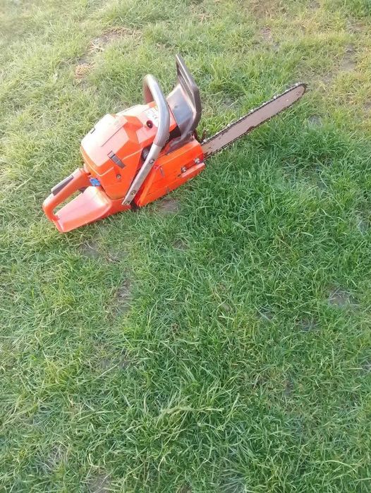 Drujbă husqvarna 372
