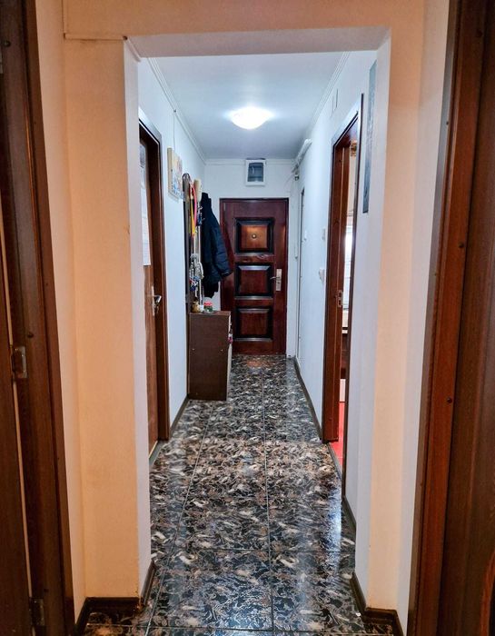 Apartament cu 3 camere
