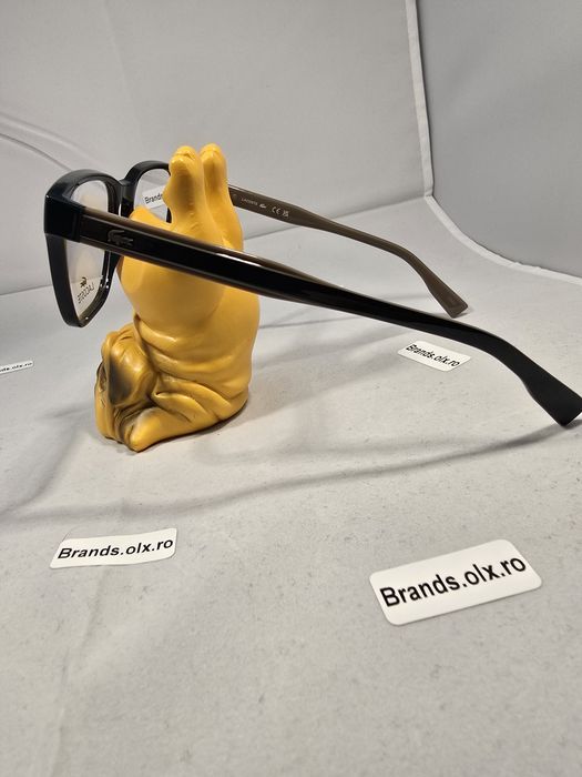 Ochelari de soare Lacoste, L2935, ramele pot fi folosite si pt montarea lentilelor de vedere