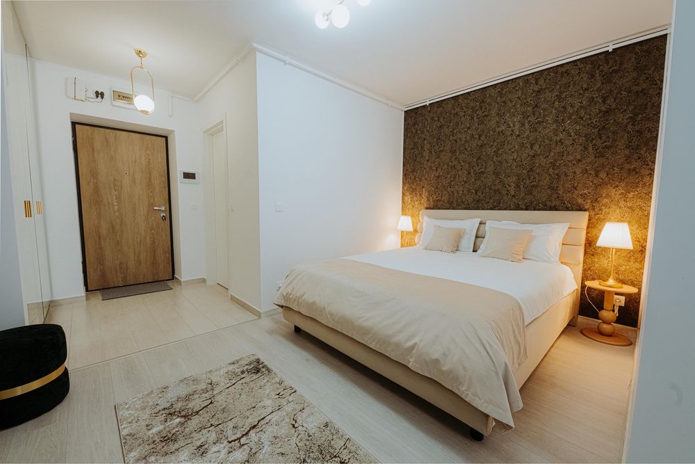 Inchiriez studio Hils Brauner