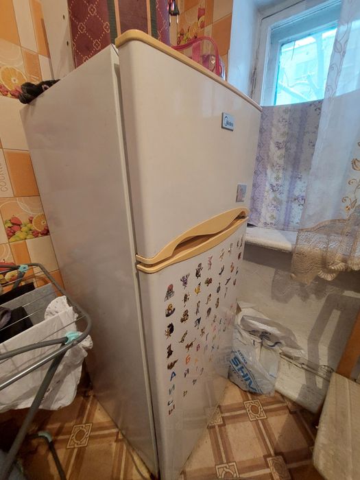 Продам холодильник. В хорошем состоянии .