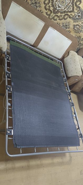 Диван-кровать продам срочно