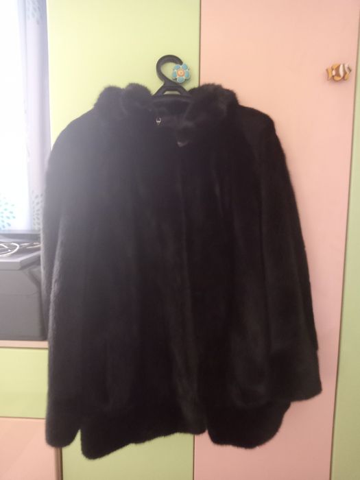 Продам норковую шубу