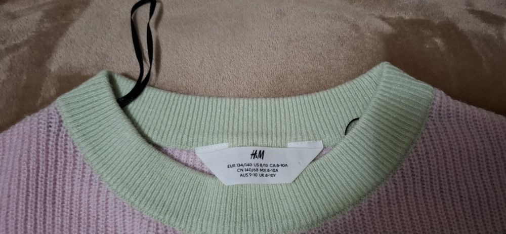 Pulover H&M, fete 8-10 ani
