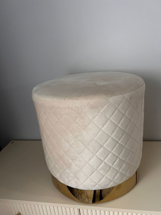 Продам комод+ подарок пуфик