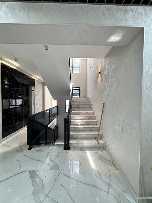 Продажа! В центре Новый гостиница 65 комнатная готовый, Яккасарайский.