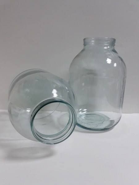 Продаются банки 3 х литровые