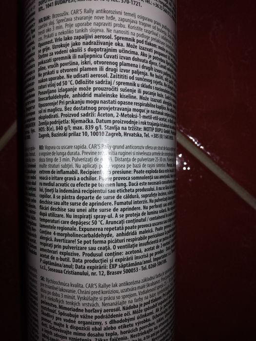 Vopsea termorezistenta si primer nefolosite