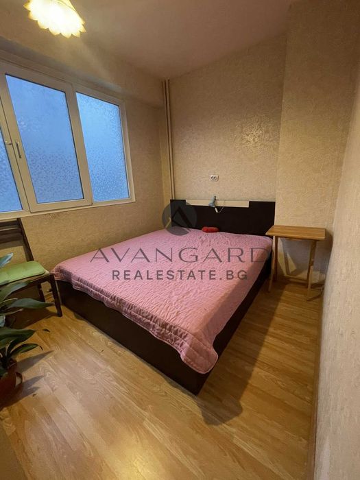 Продава се Тристаен апартамент в Пловдив, Христо Смирненски - 74 кв.м за 1586 €/кв.м - Снимка #9