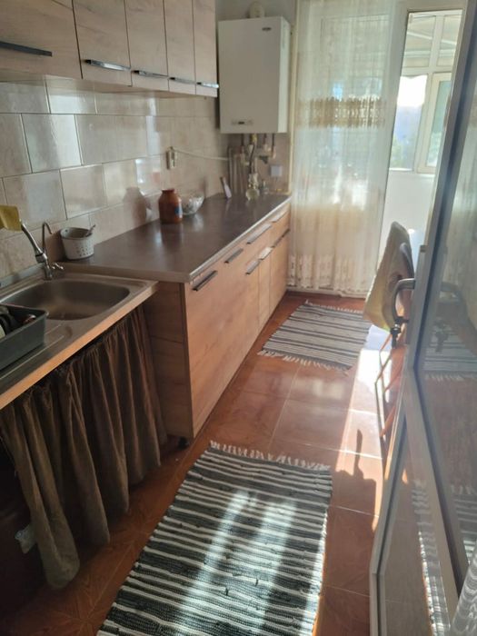 Vând apartament 3 camere