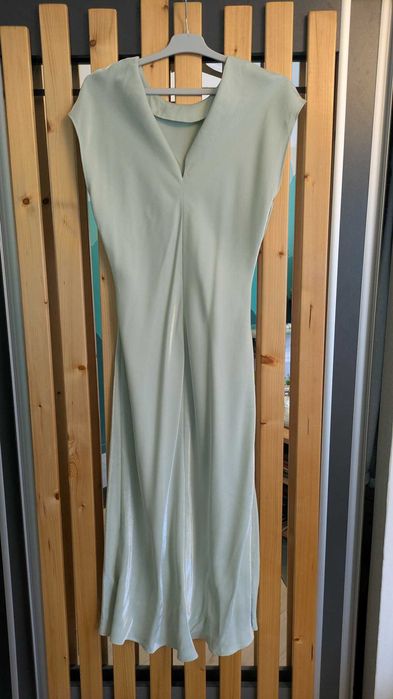 Rochie Reserved verde menta