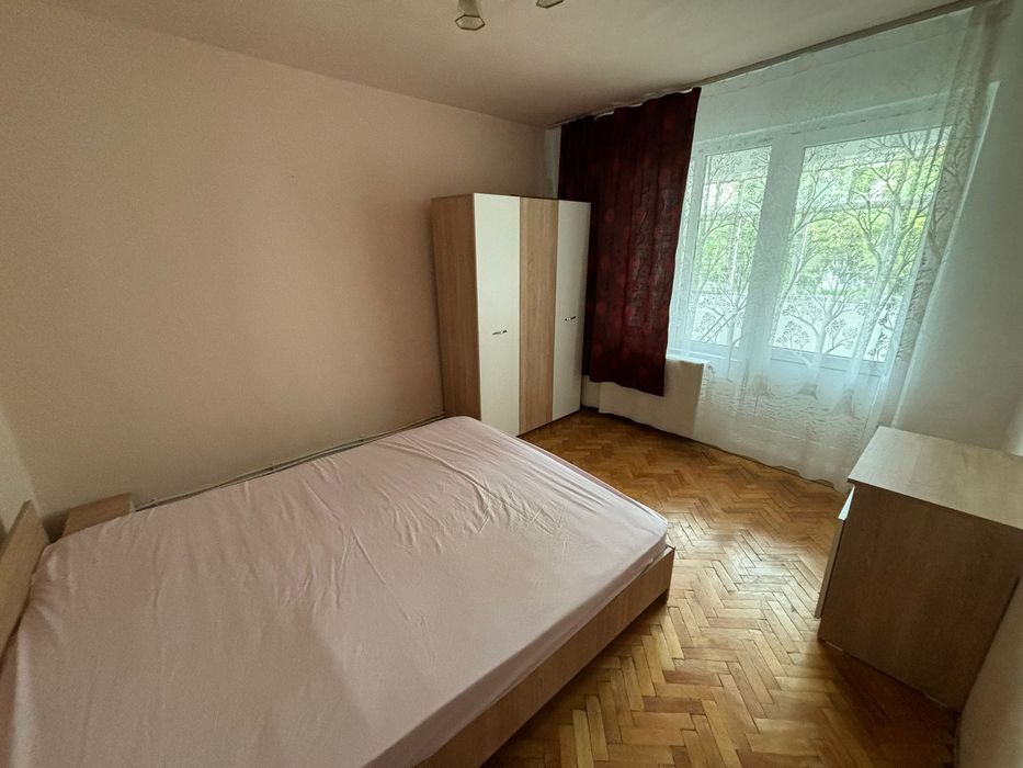 Apartament de inchiriat
