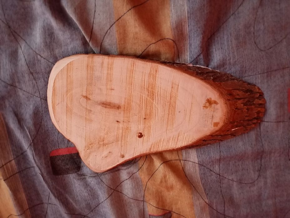 Дървен сувенир за спомен.