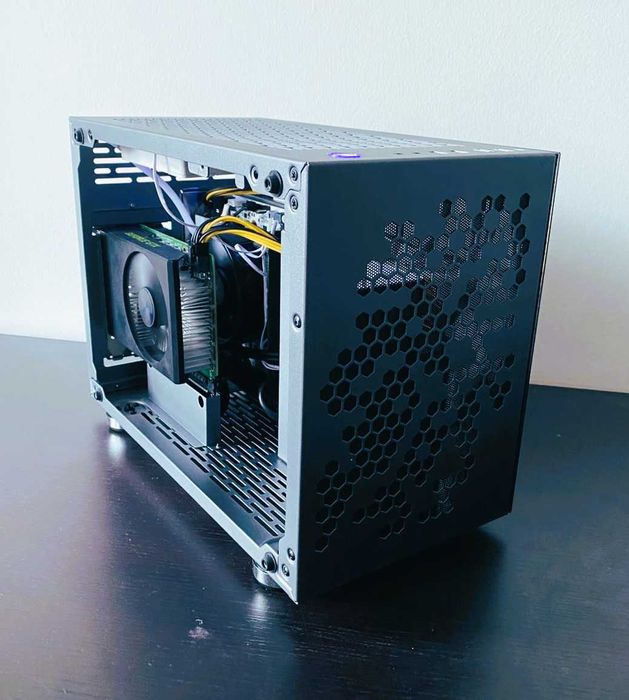 ГЕЙМЪРСКИ | Компактен и Стилен | GTX 1660 Super