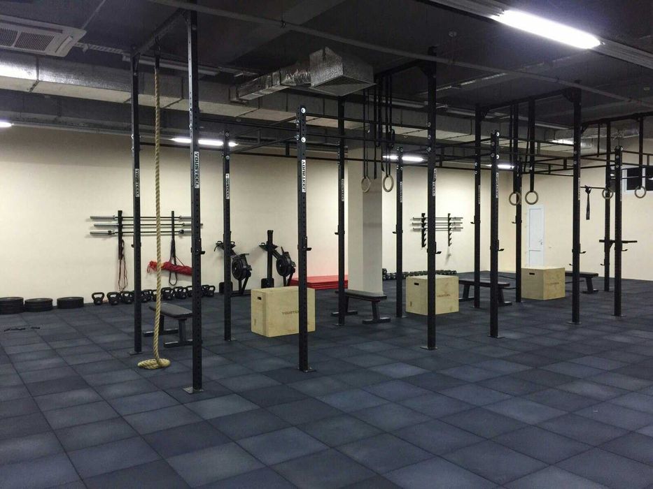 Плитка Резиновый  для тренажерных залов Rezina plitka