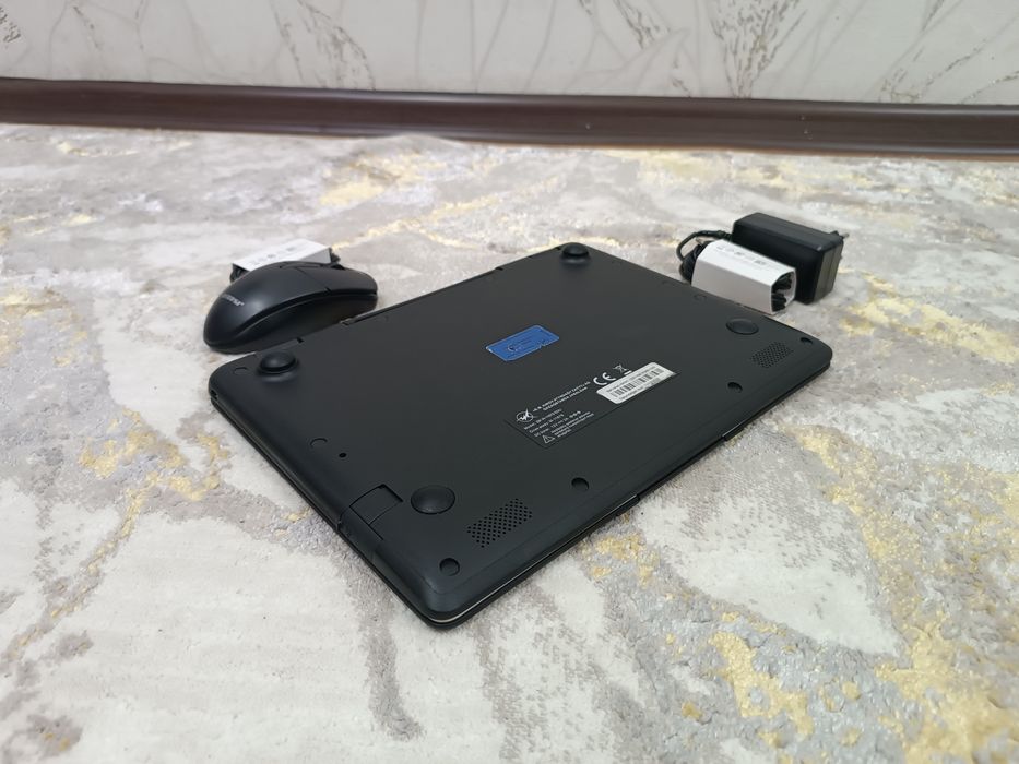 Ноутбук Zik ОЗУ 8Гб, SSD Windows 10 Pro.