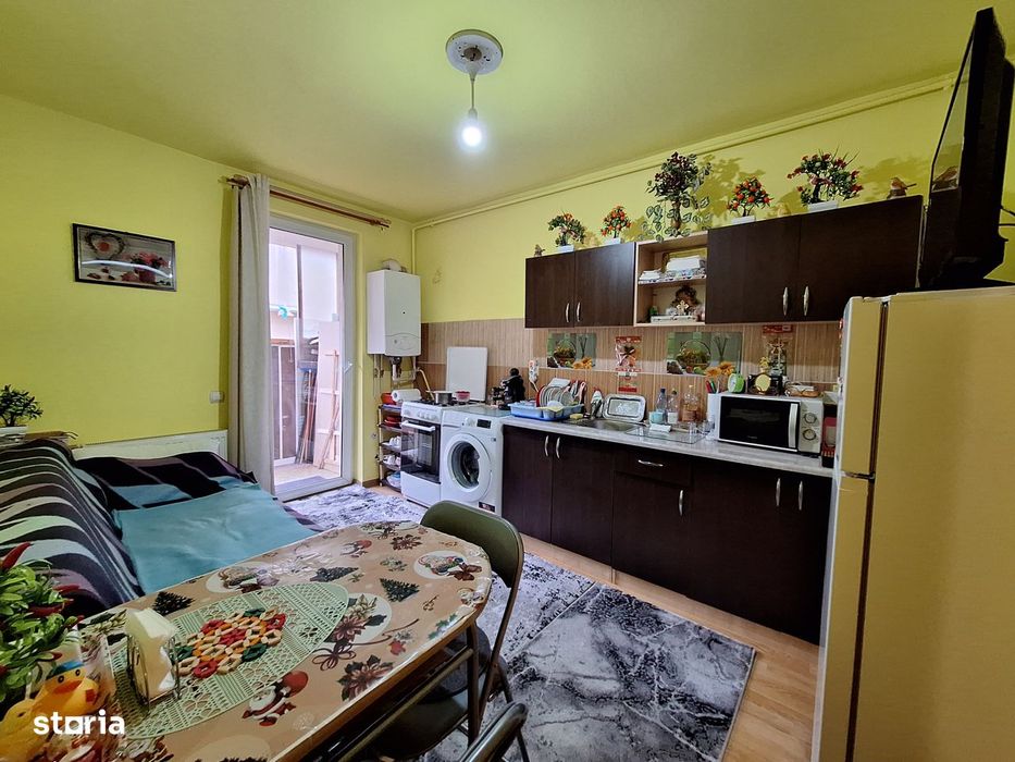 Apartament cu o camera decomandat, balcon, zona Eroilor — fotografia 1