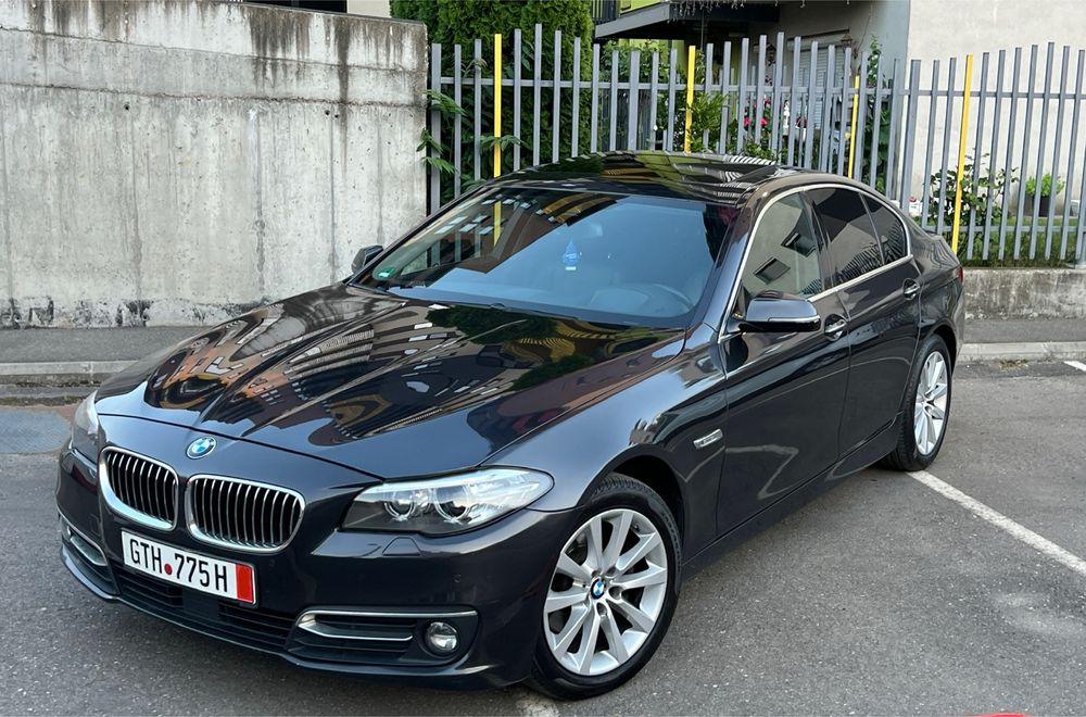 BMW F10//520D/4 Butoane / Soft Close /Trapa /Luxury/ Interior Comfort/B47-190Cp/Head Up/ Hi-Fi /Camera/ Istoric Complet