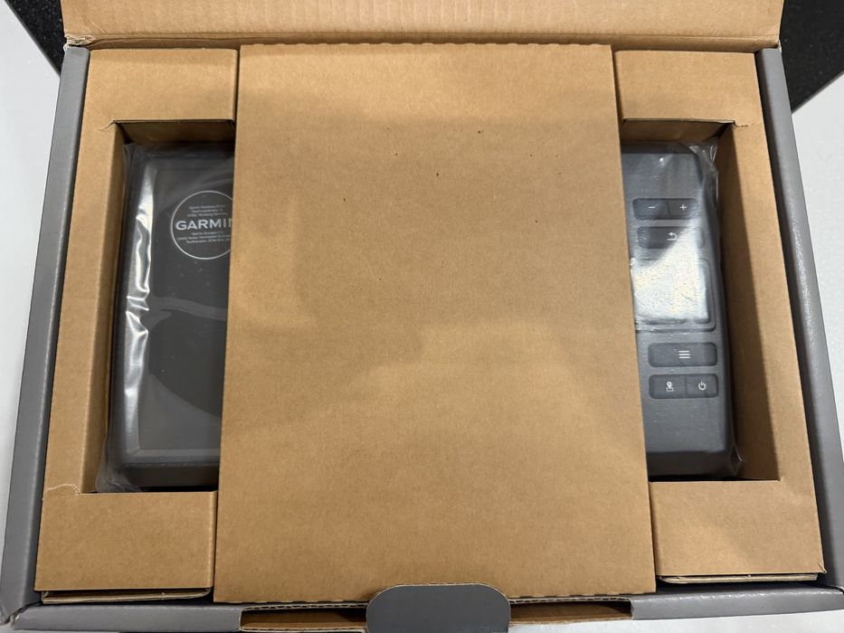 Сонар Garmin STRIKER VIVID 9SV + сонда