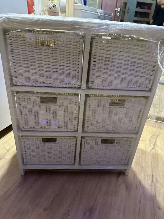 4 corpuri noptiera Jisk, cu rafturi