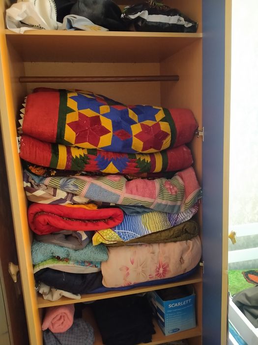 Продам два шкафчика