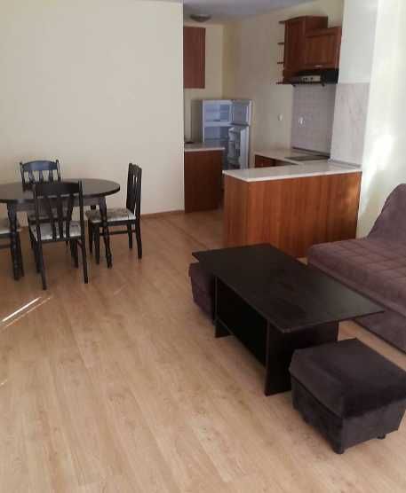 Дава се под наем Двустаен апартамент в Бургас, Център - 65 кв.м за 200 € - Снимка #1