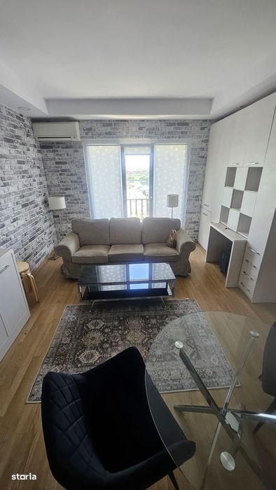2 camere+parcare, Cosmopolis