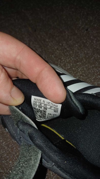 Детски маратонки 28 и 34 номер