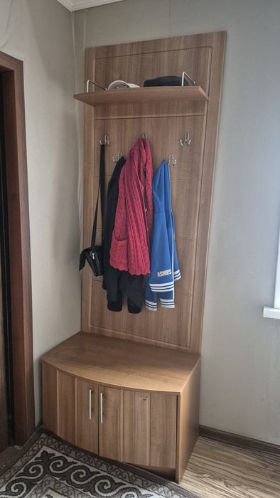 Продается прихожая.