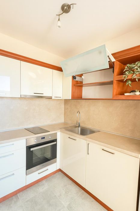 Продава се Тристаен апартамент в Пловдив, Център - 102 кв.м за 2667 €/кв.м - Снимка #2