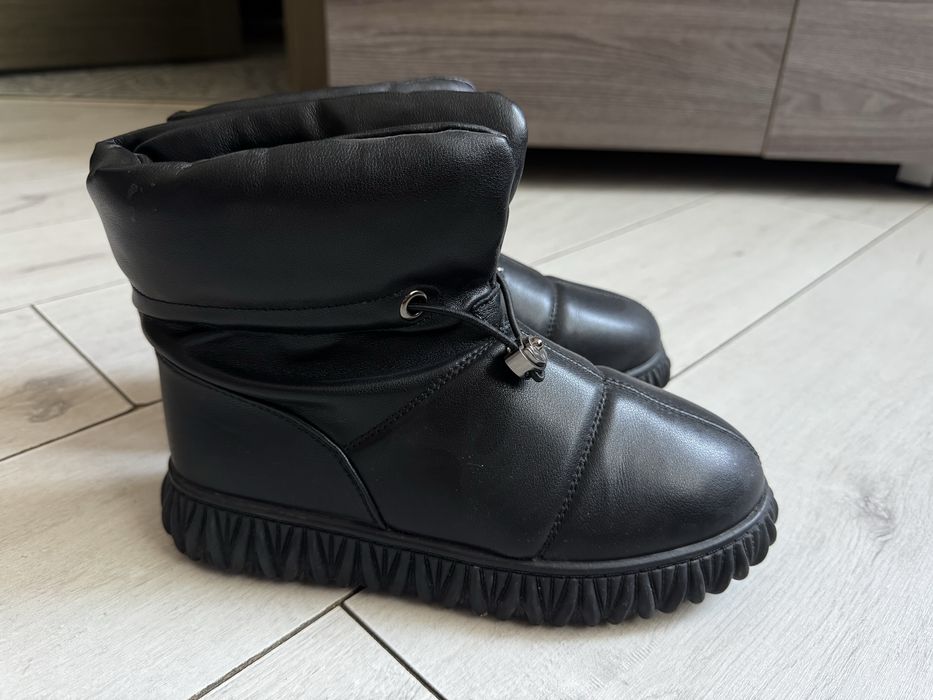 Продам зимние сапоги