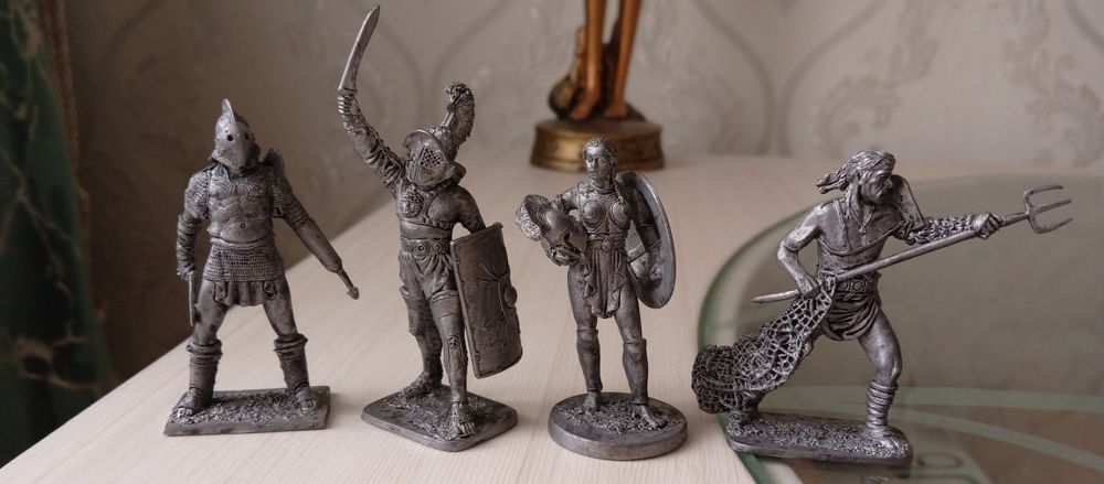 Оловянные солдатики.