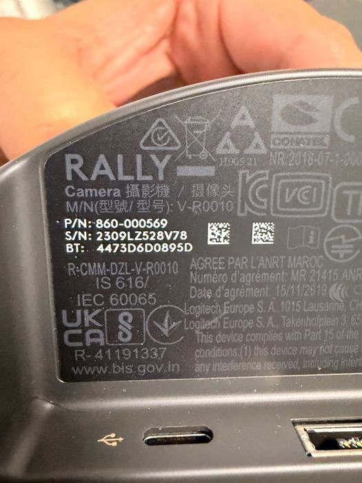 Sistem Logitech Rally 4K complet – Camera PTZ, 2x Speaker, Mic Pod, Hub-uri + Swytch