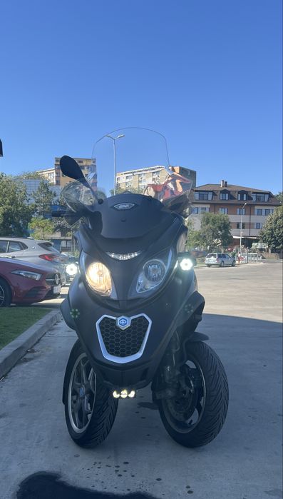 Scuter Piaggio Mp3 500ie se conduce cu B