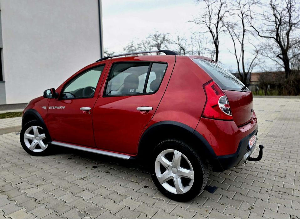 Sandero Stephay 1.5 Dci 90 cp Km 187800 carte service Recent adusă