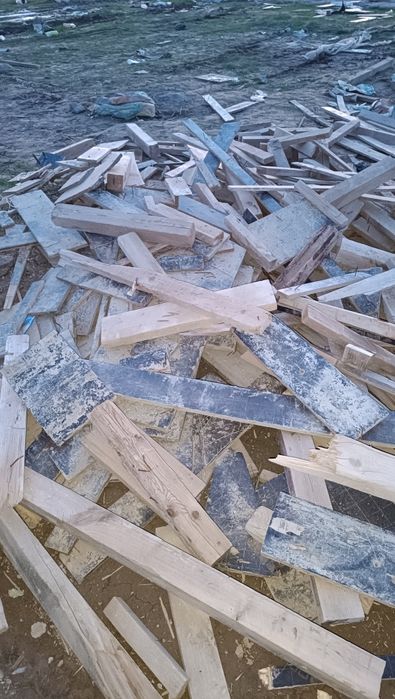 Ағаштар сатылады. Продается. Отын, дерево, брус, фанера.