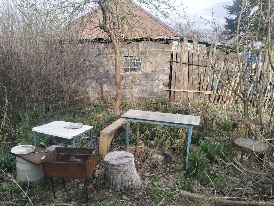 Дача на остановке Сады