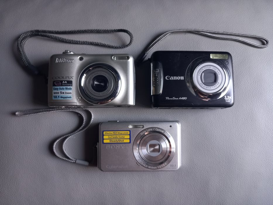 Camere foto  digitale Y2K diferite mărci
