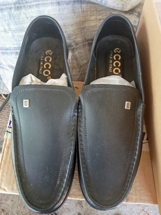 Продается мужские туфли 44-45