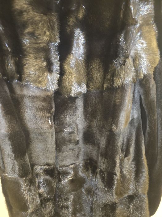 Продам норковую шубу размер 42