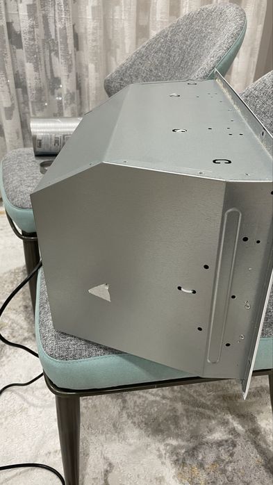 Продам вытяжку Leadbros