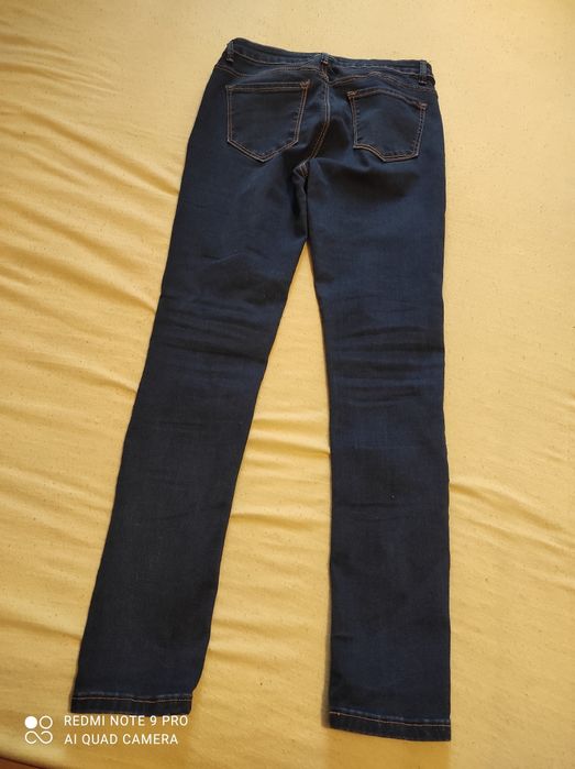 Дамски дънки м, размер