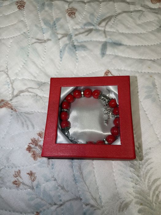 Браслет на руку