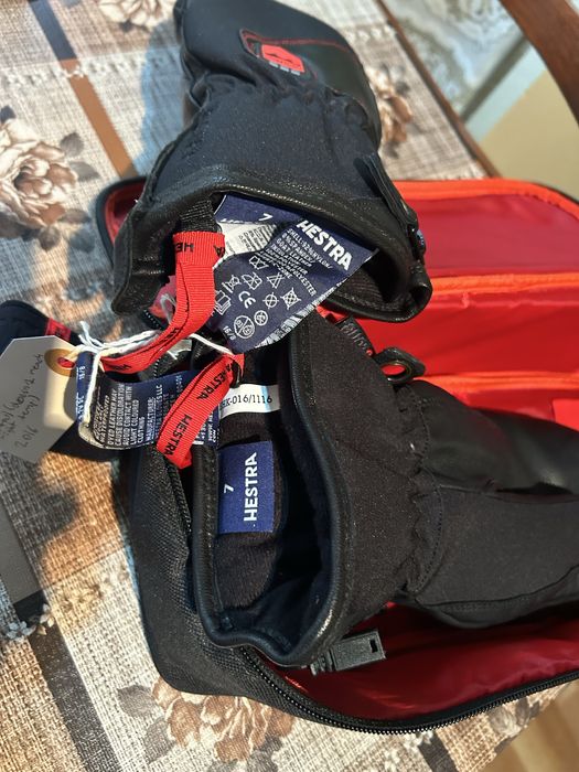 Manusi schi, ski profesionale Hestra