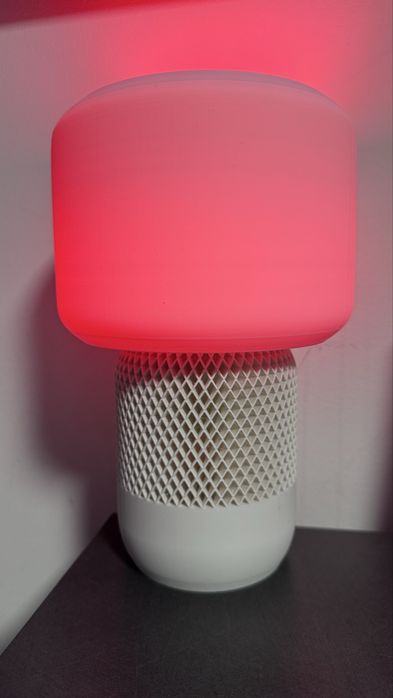 Модерна дизайнерска настолна лампа RGB