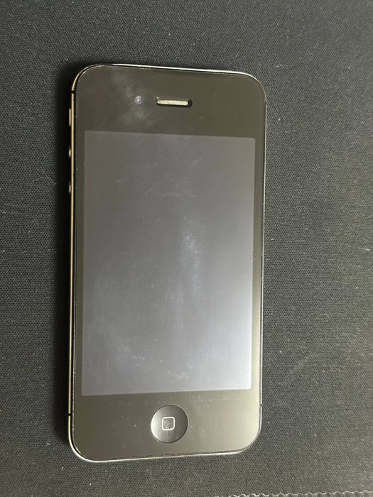 iPhone 4s идеальное состояние